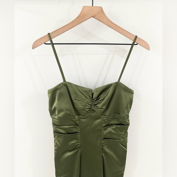 Xscape Fitted Satin Dress Green Size 10 - Picture 2 of 5
